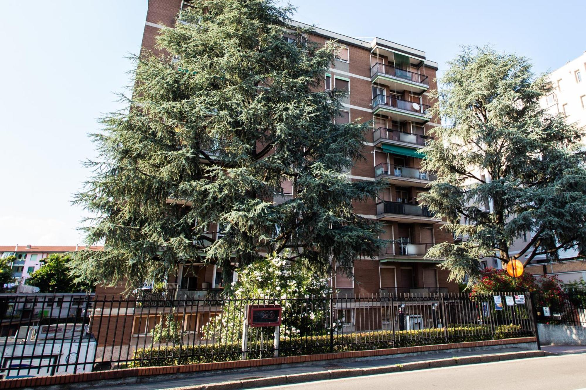 Milano-Linate Suite Self Check In & Free Parking Exterior photo